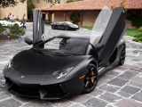 Black Lamborghini Aventador