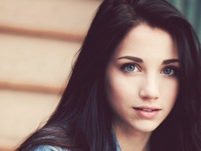 Emily Rudd Brunette Blue Eyes Face Hair Eyes