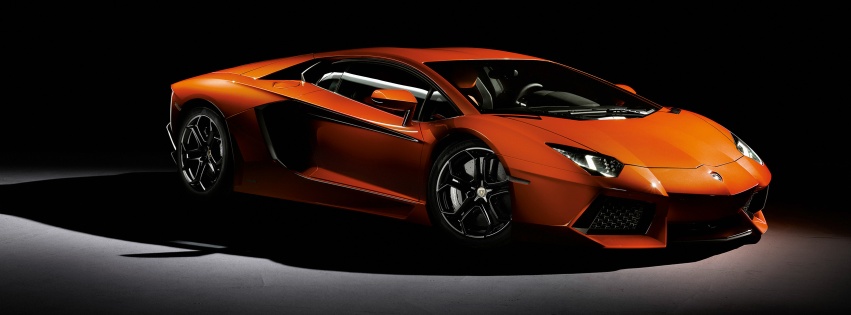  Lamborghini Aventador