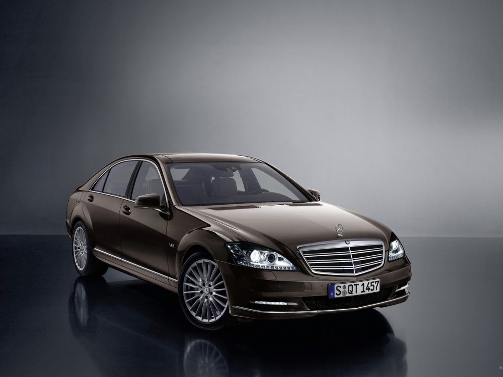 2010 Mercedes Benz S Class 4