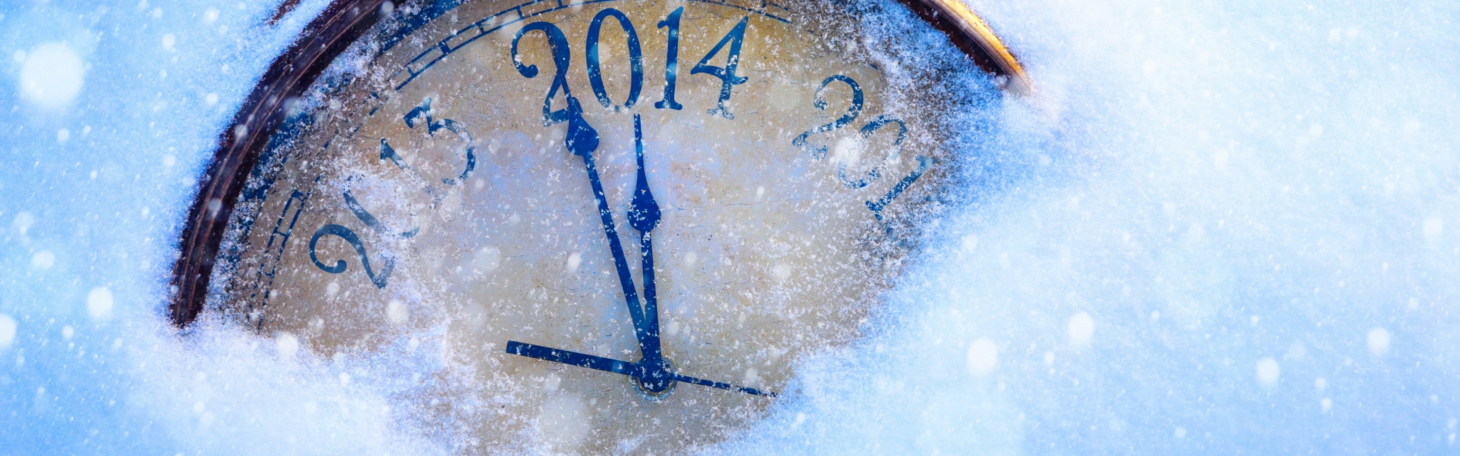 A Few Minutes To The New Year 2014