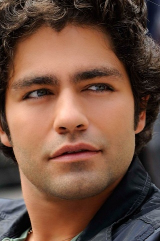 Adrian Grenier Zeusbo