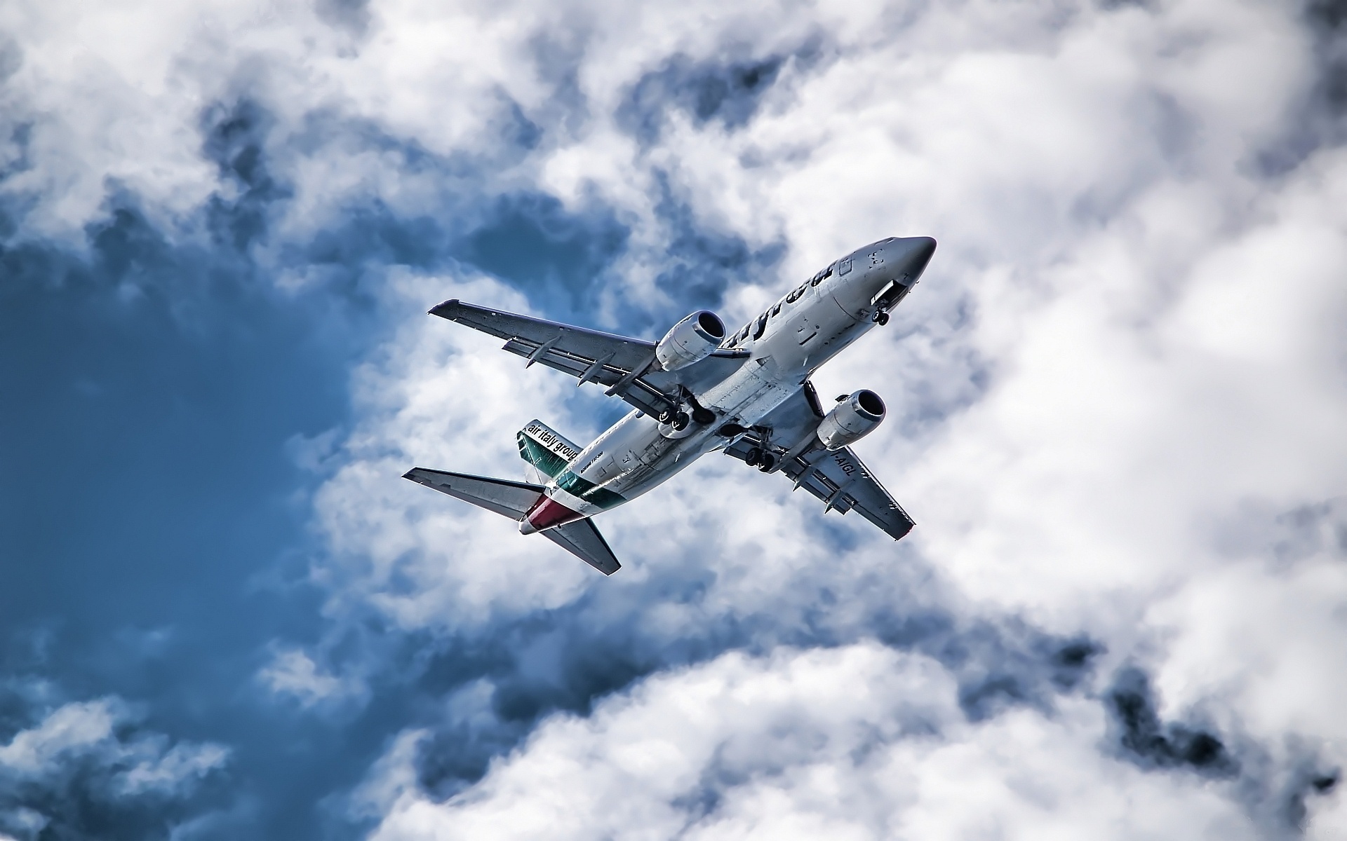 Aircraft Sky Photo