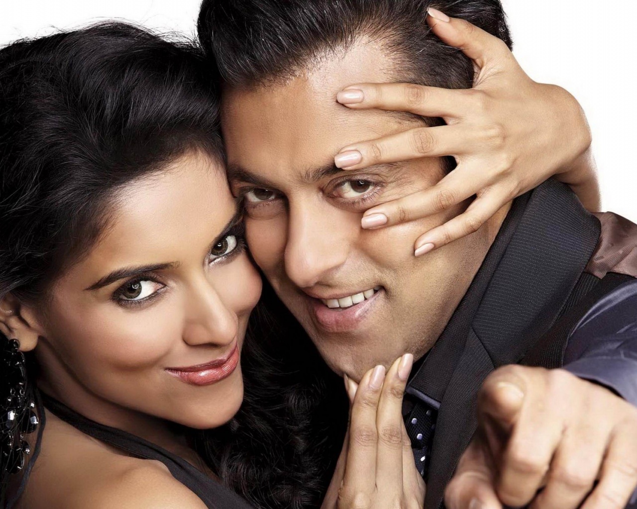 Asin And Salman Khan