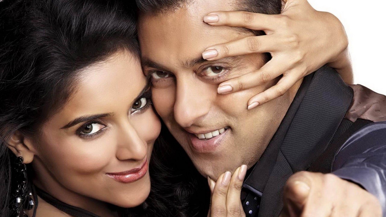 Asin And Salman Khan