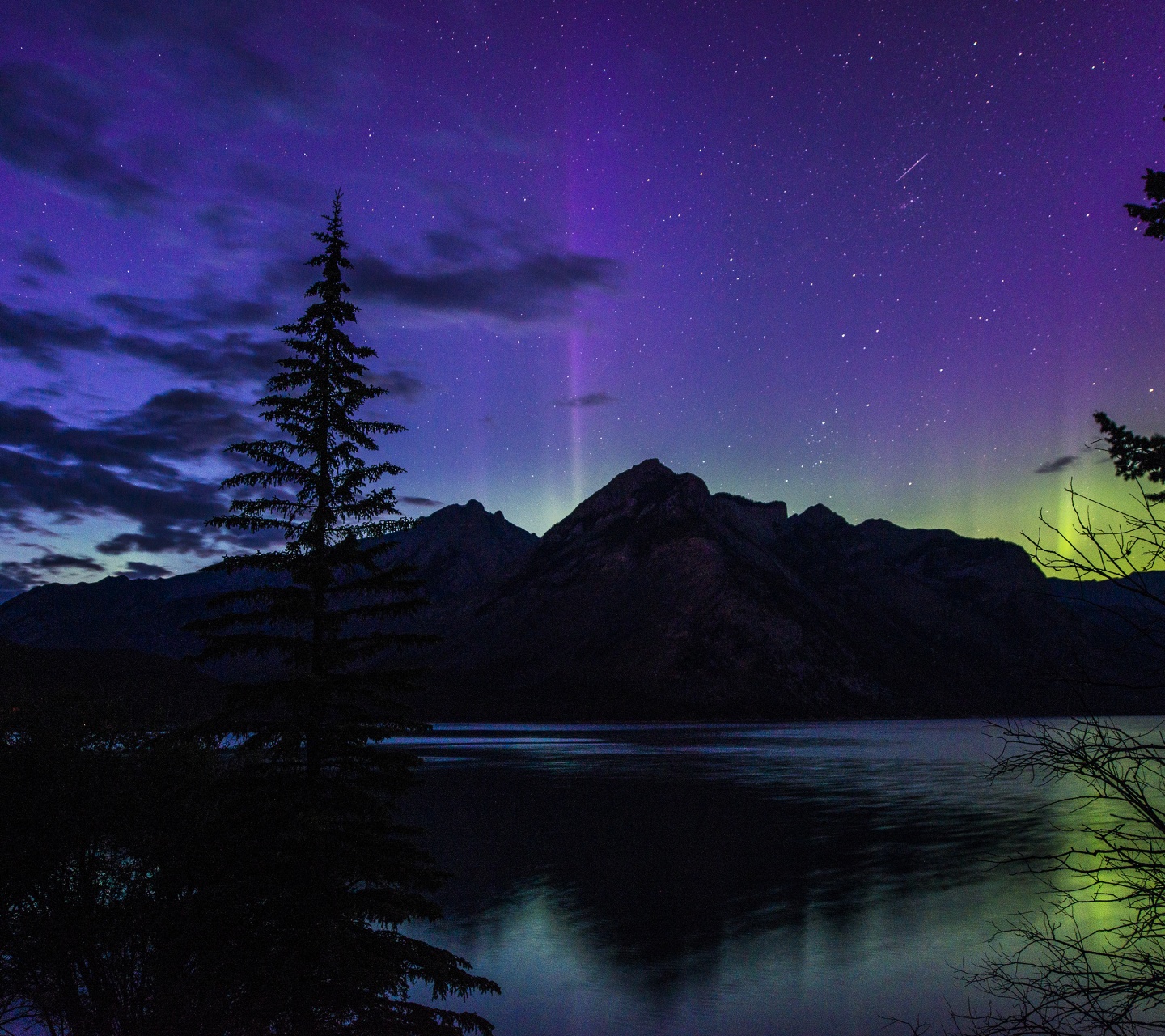 Aurora Light Over Banff Park-Canada