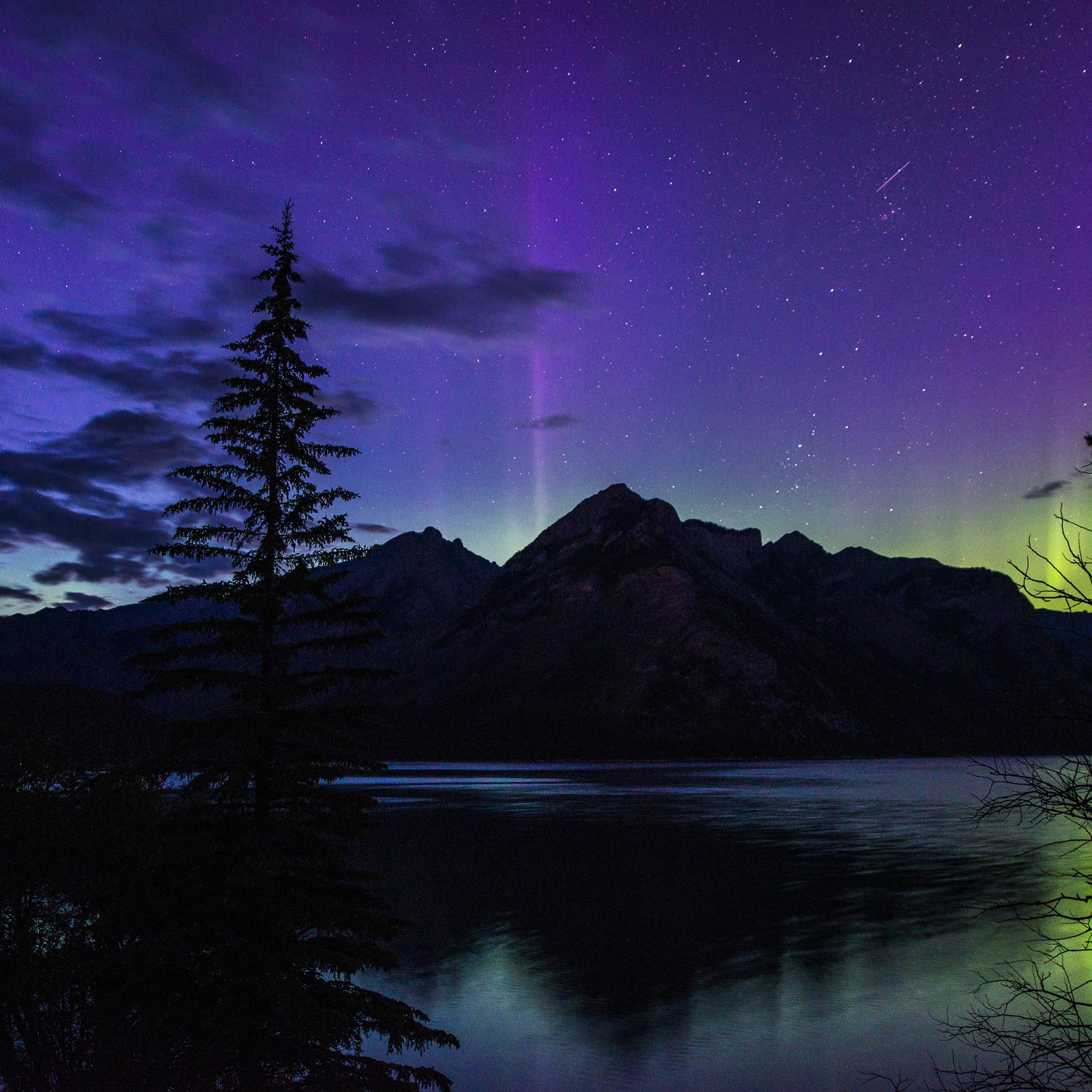 Aurora Light Over Banff Park-Canada