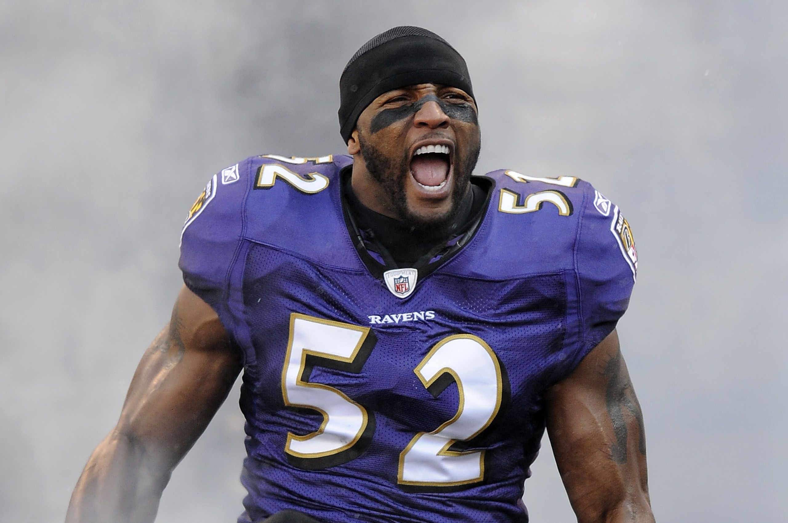 Baltimore Ravens American Football Team Ray Lewis