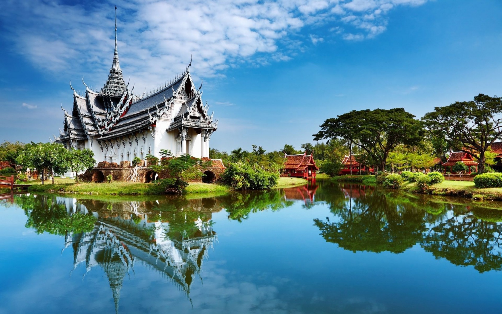 Beautiful China Building River Architecture