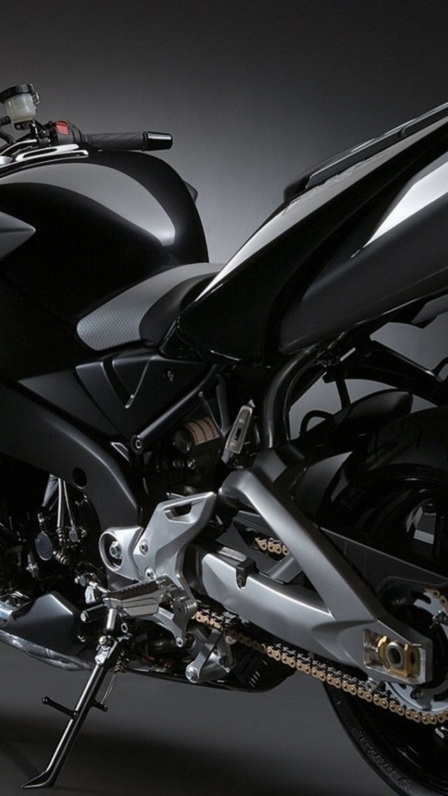 Black Silver Suzuki Moto Motorbikes