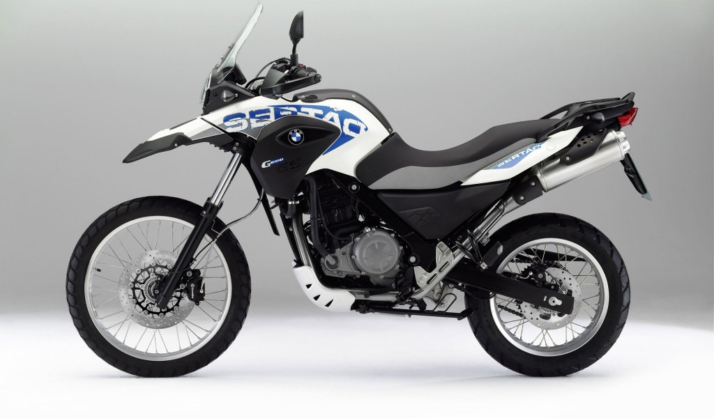 Bmw G650 Gs Sertao Motorcycles White