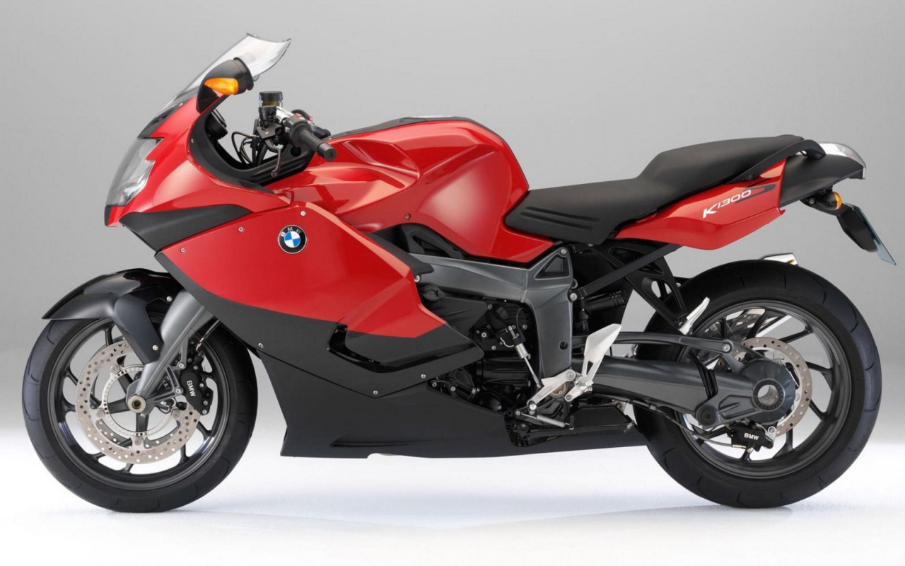 BMW K1300S Superbike