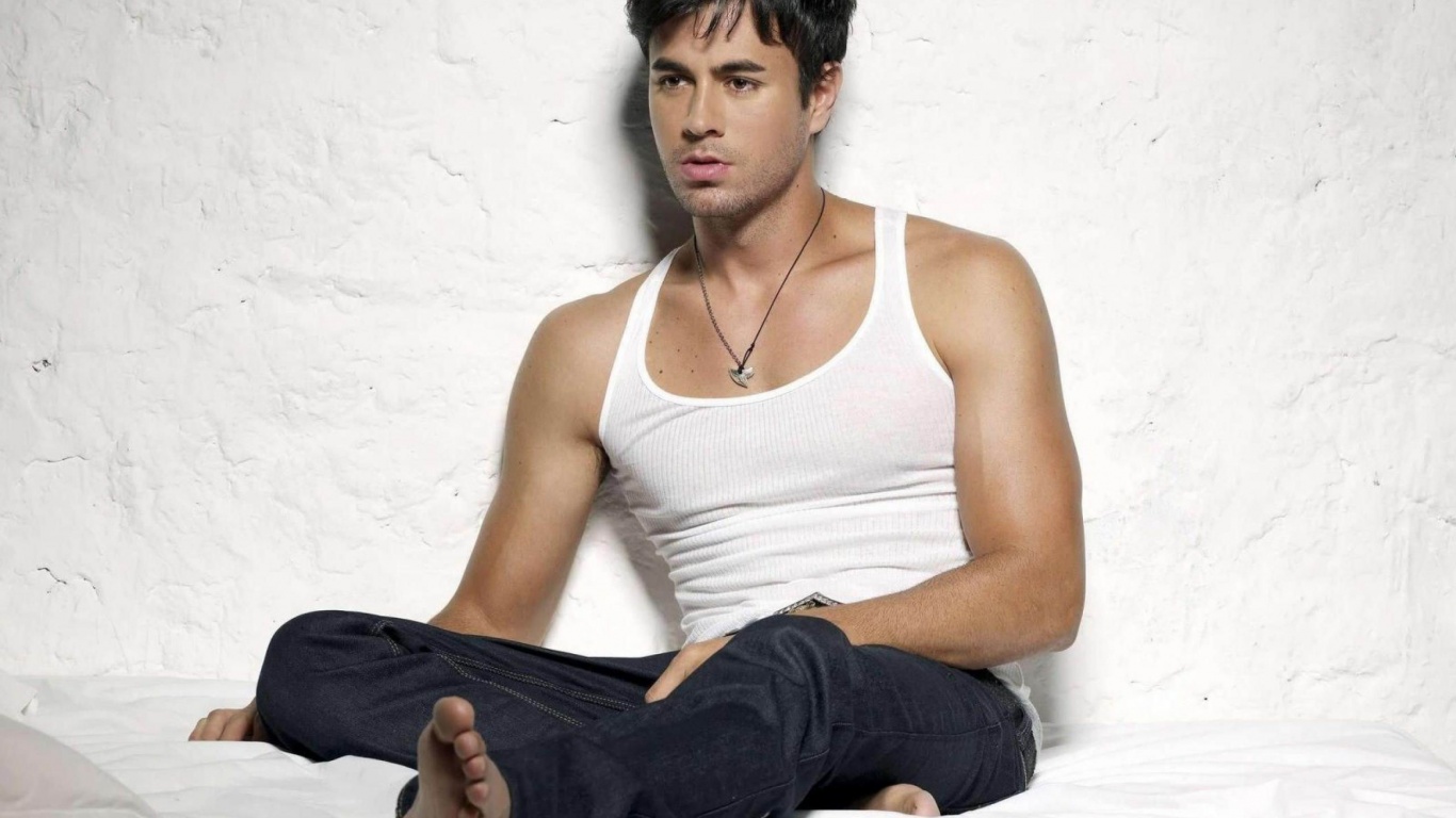 Celebrity Enrique Iglesias Wallpaper Muisc Man