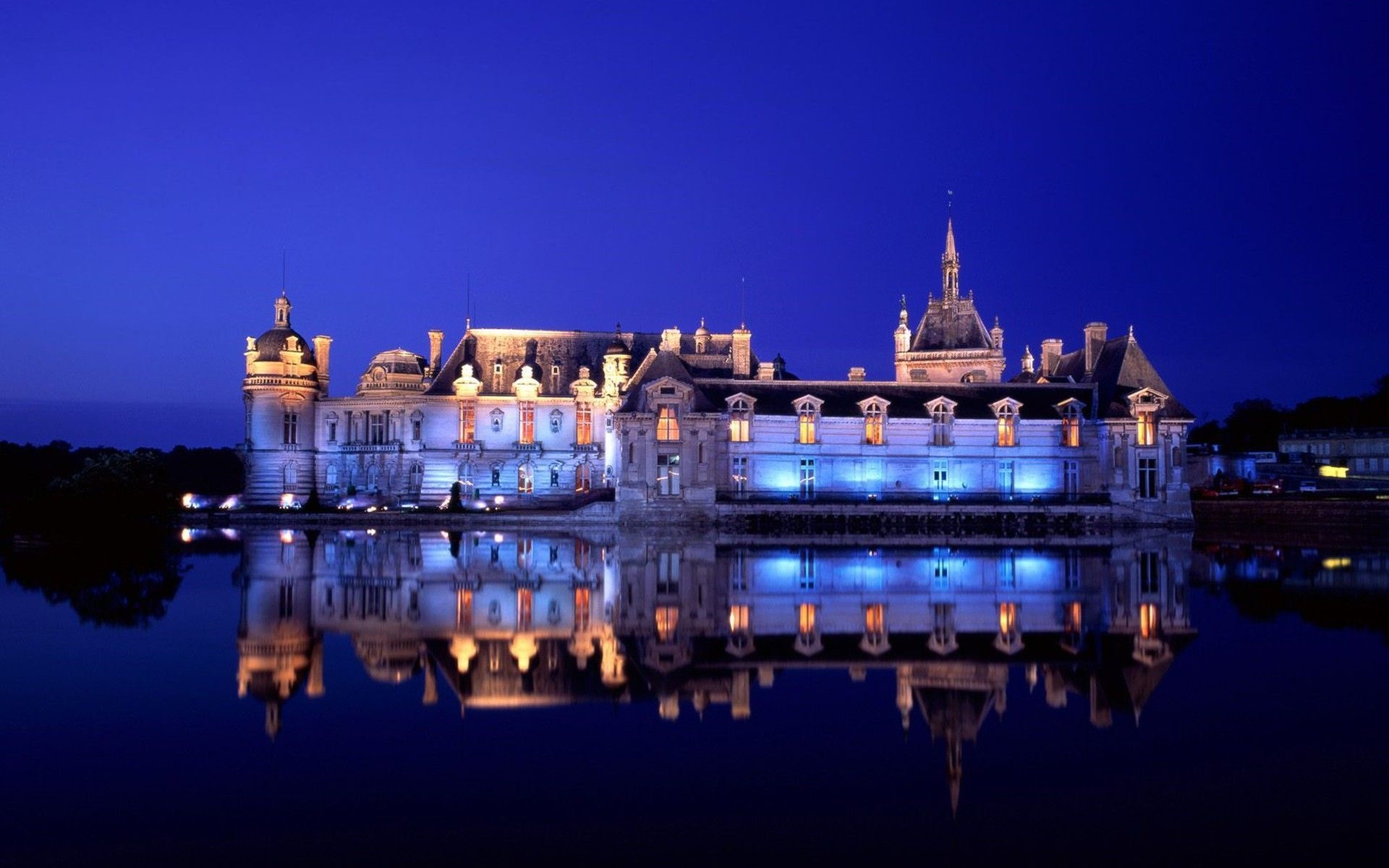 Chateau De Chantilly France