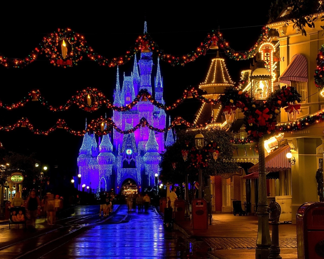 Christmas Castle Disneyland Cinderella Castle Florida Usa