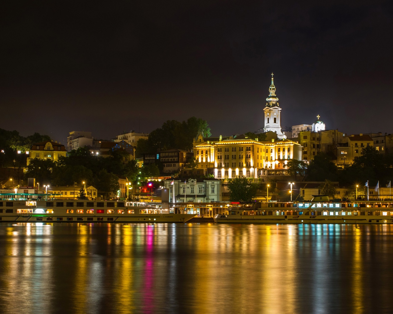 Coast Rivers Water - Belgrade Serbia