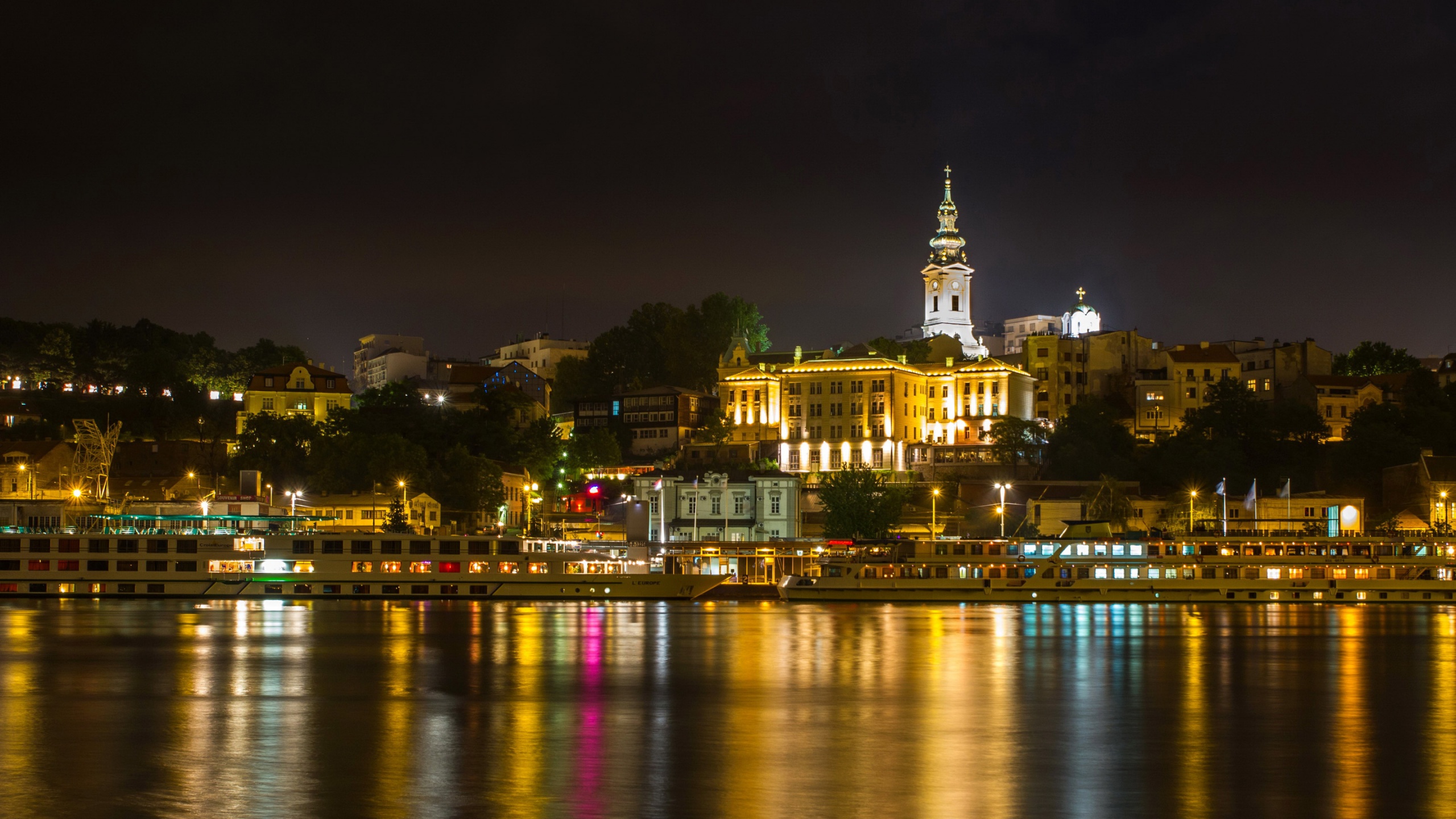 Coast Rivers Water - Belgrade Serbia