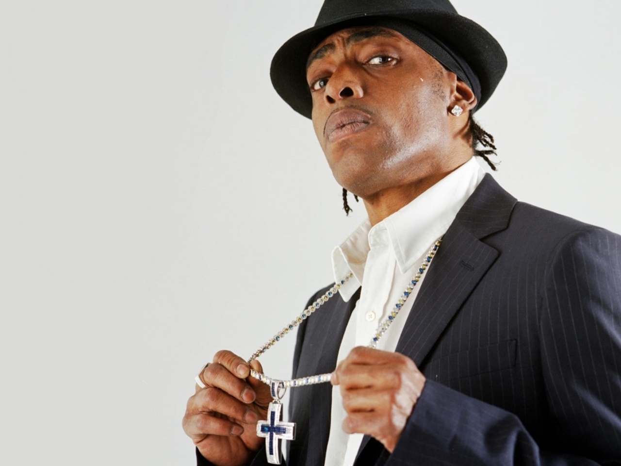 Coolio Chain Cross Suit Hat