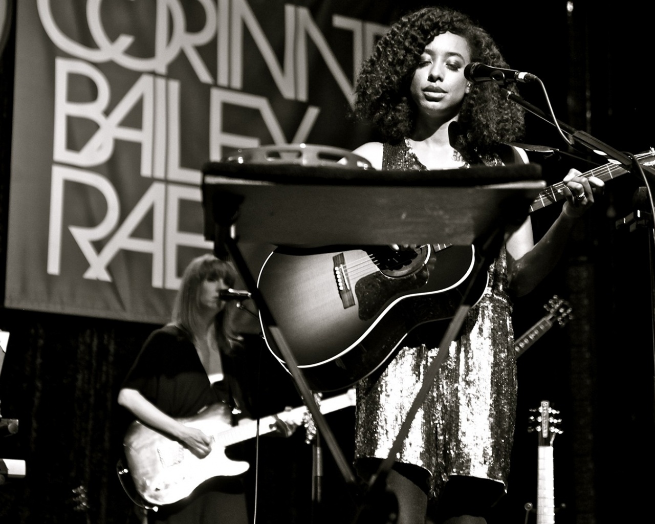 Corinne Bailey Rae Guitar Show Girls Scene