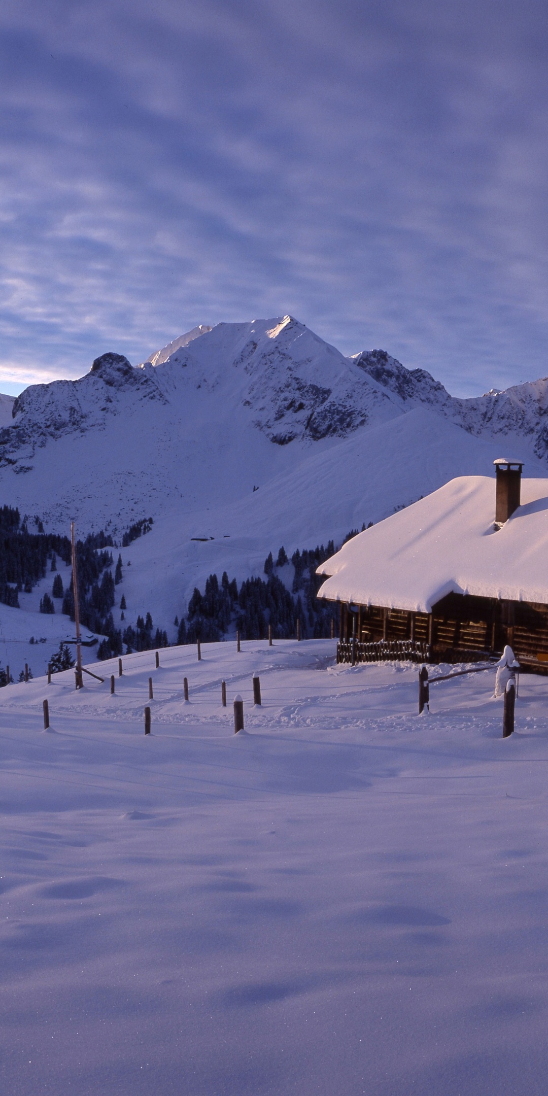 Cottage In The Mountains