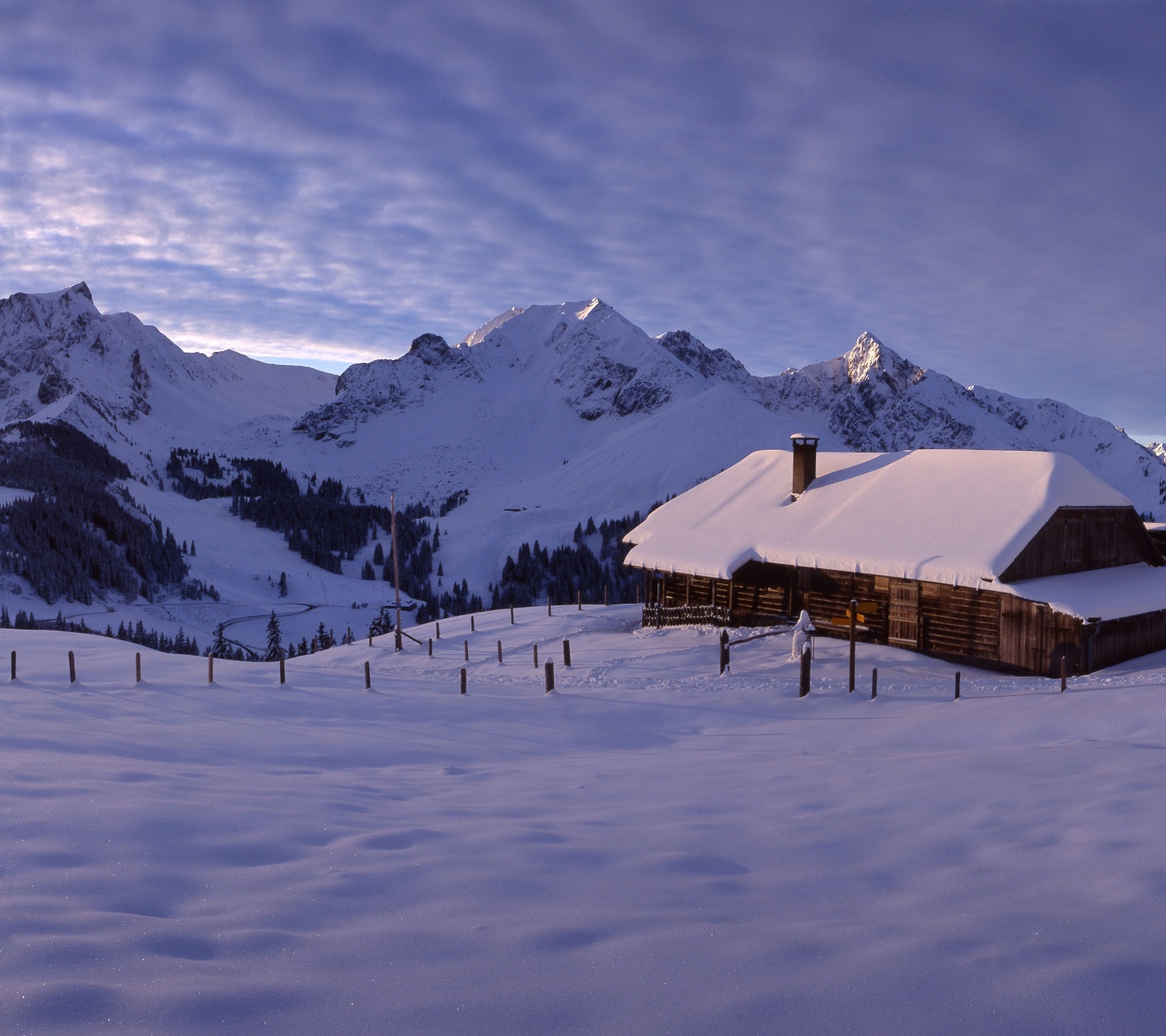 Cottage In The Mountains