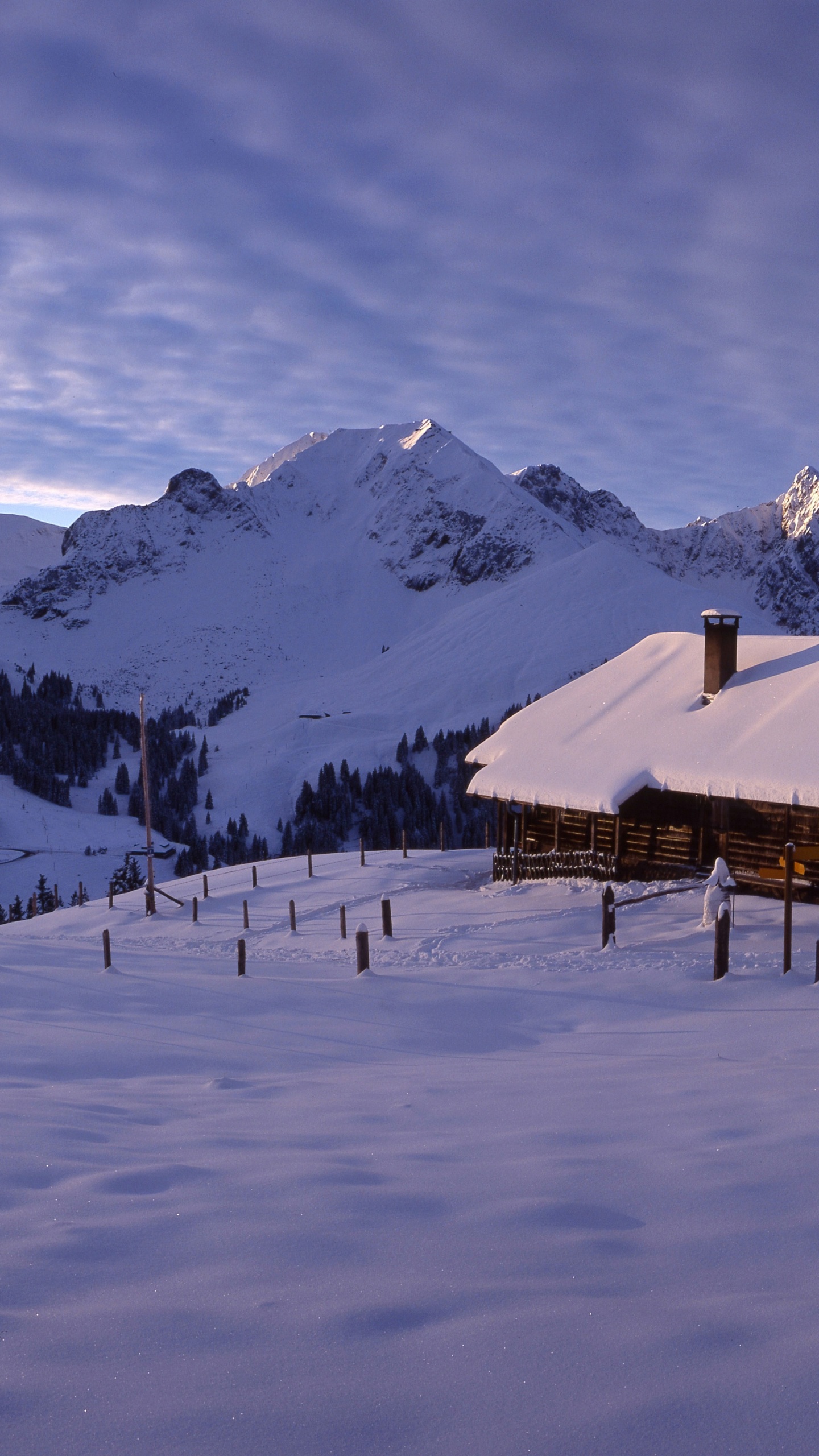 Cottage In The Mountains