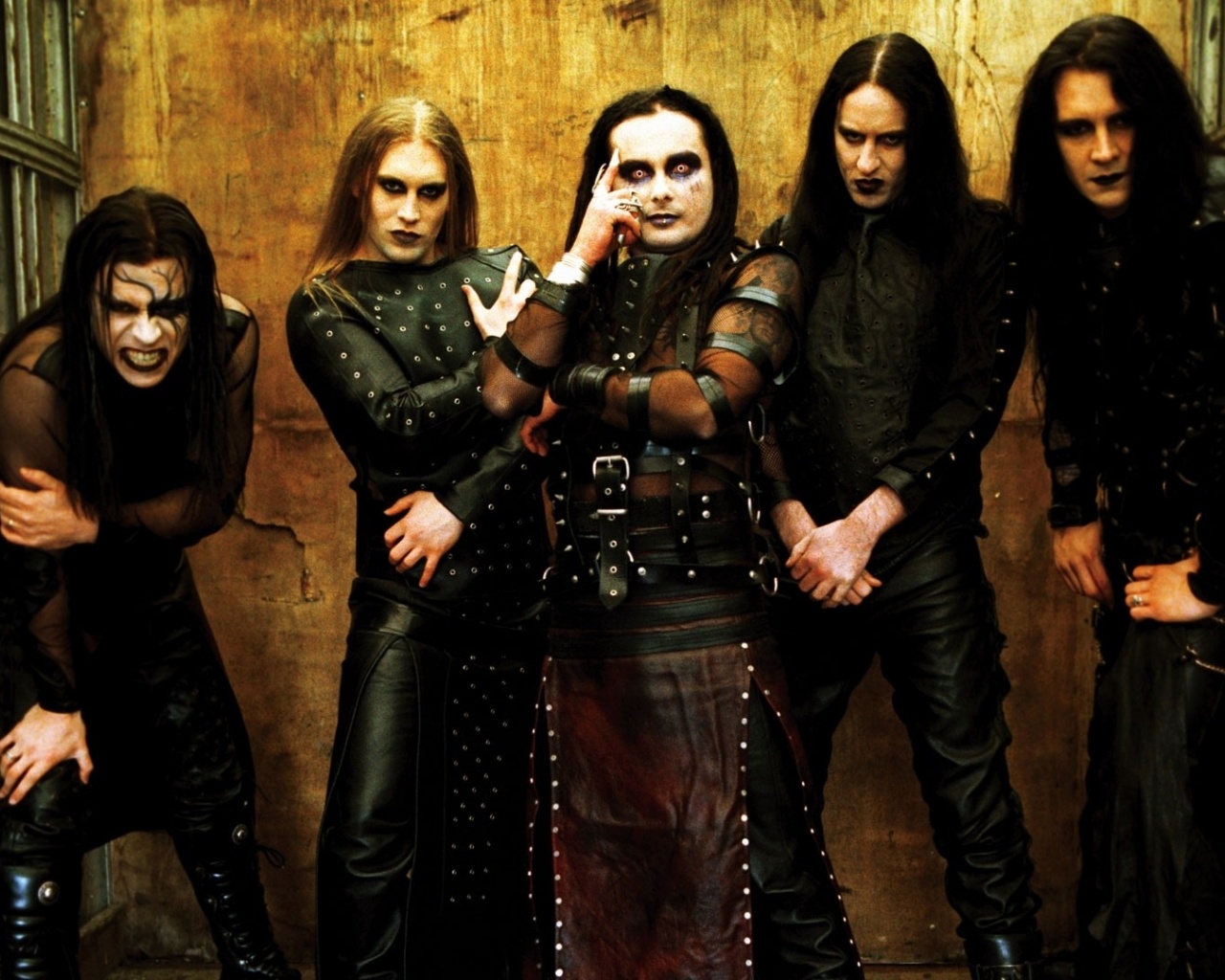 Cradle Of Filth Band Rockers Eyes