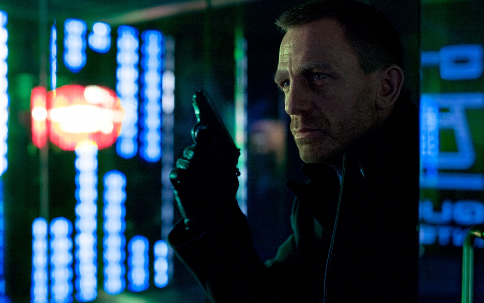 Daniel Craig In Skyfall