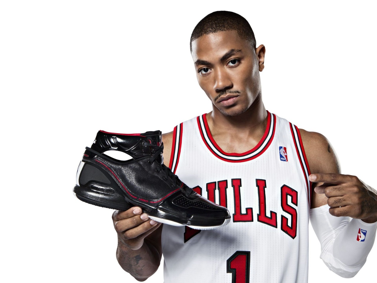 Derrick Rose Adidas Shoes