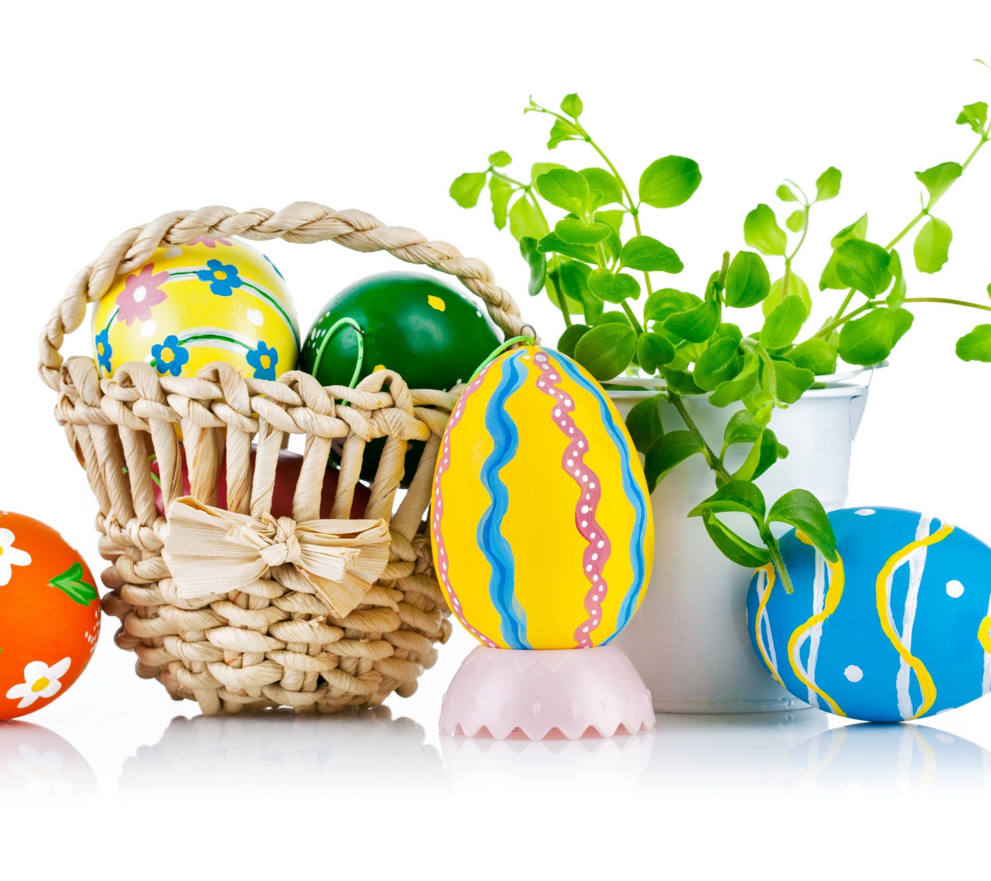 Easter Wicker Basket Eggs Plant