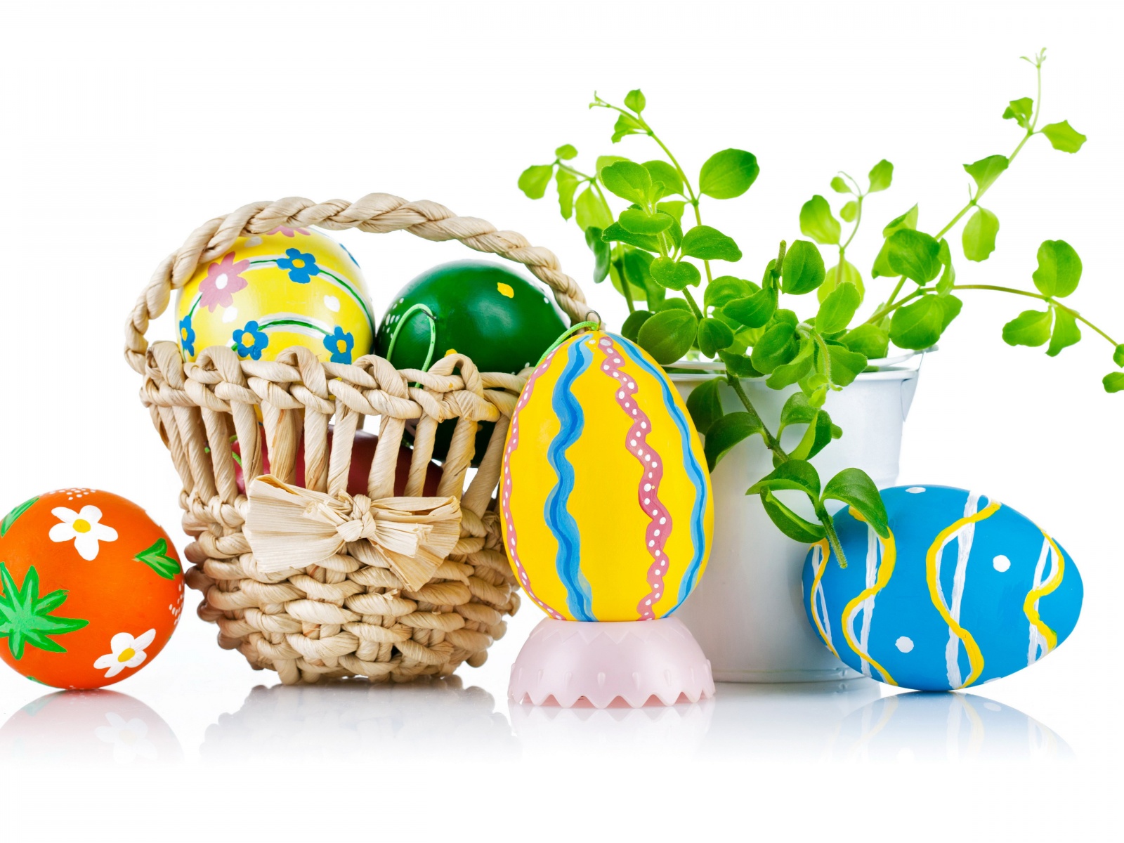 Easter Wicker Basket Eggs Plant