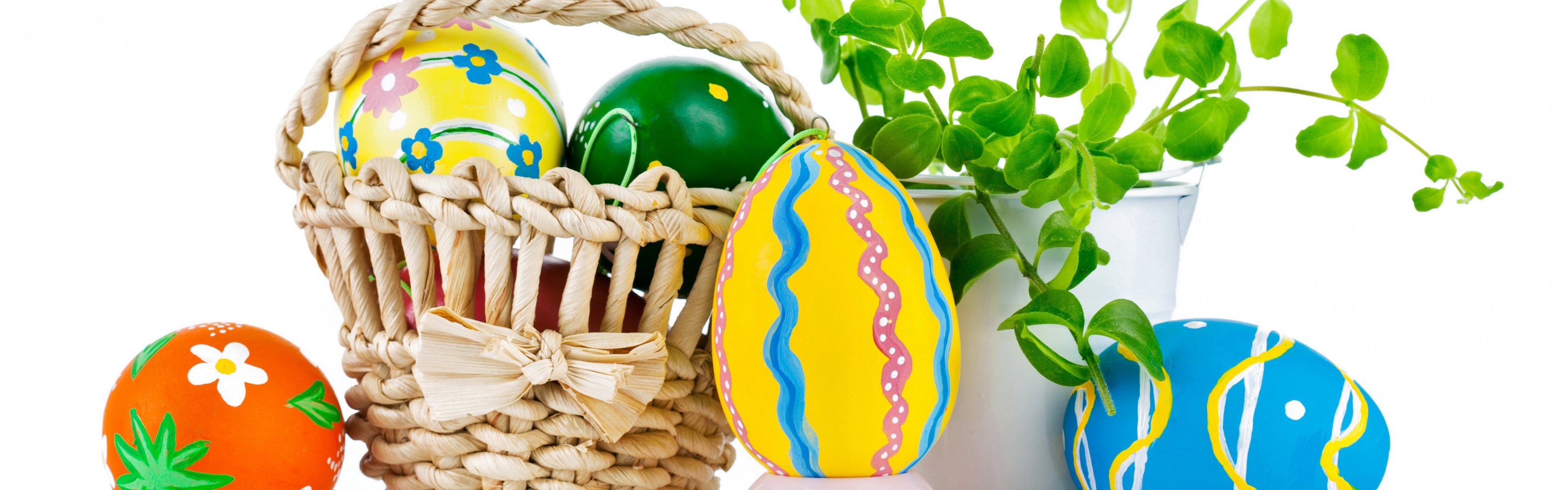 Easter Wicker Basket Eggs Plant