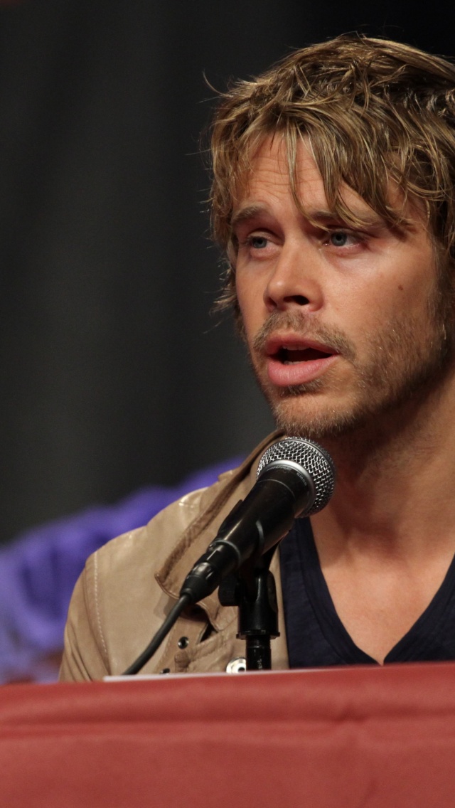 Eric Christian Olsen - Actor