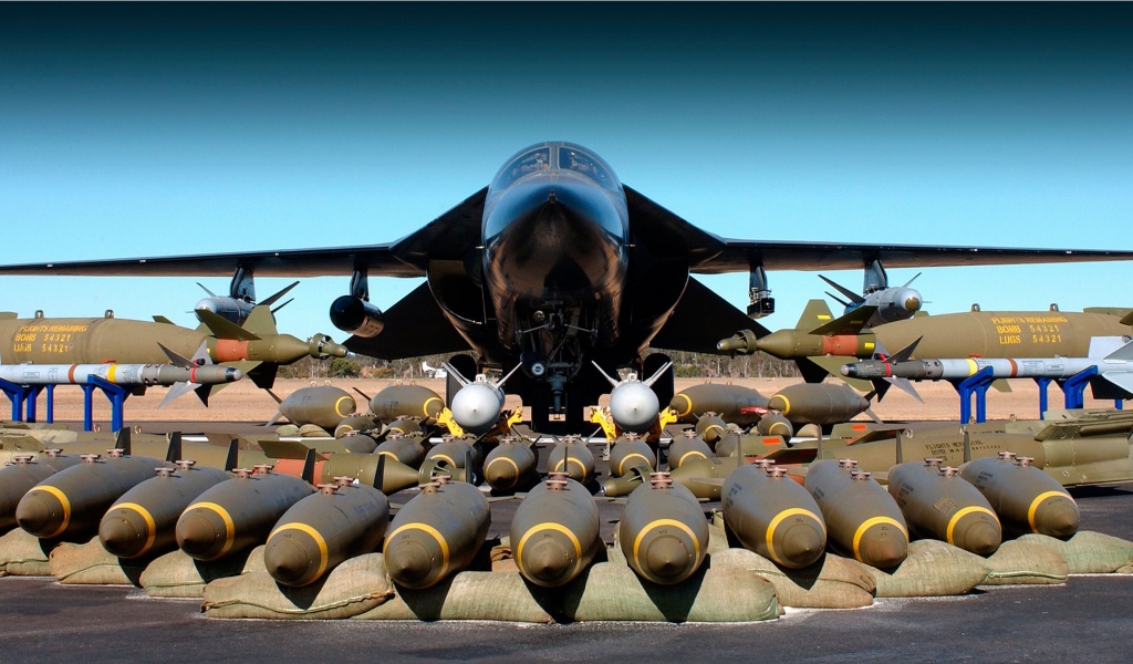 F 111 Bomber Weapons Bomb Plane