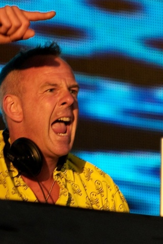 Fatboy Slim Headphones Scream Mouth Hand