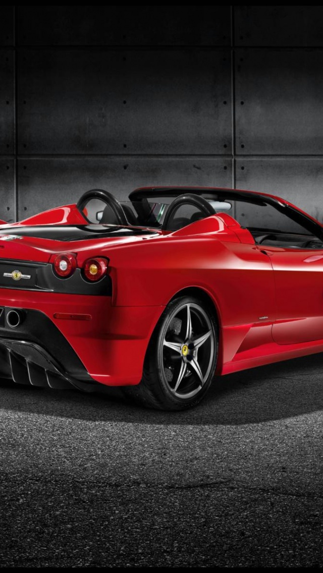 Ferrari Scuderia Spider 16m 4