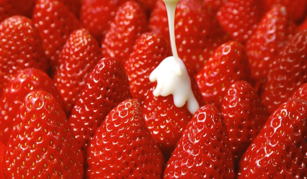 Food Strawberries 2