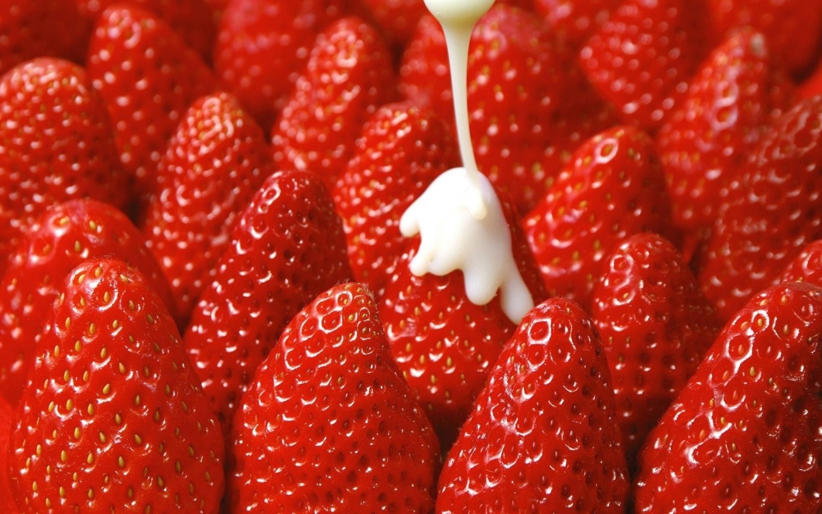 Food Strawberries 2