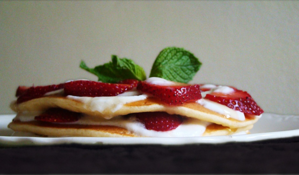 Food Strawberries Slices