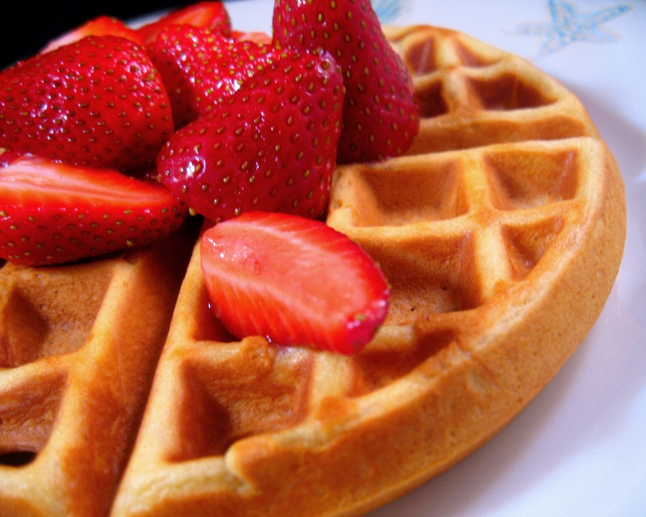 Food Waffles Strawberries