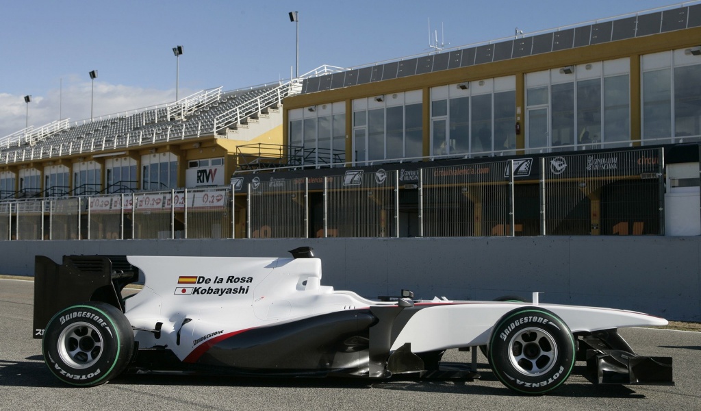 Formula One Bmw Sauber C29 Racing Flank