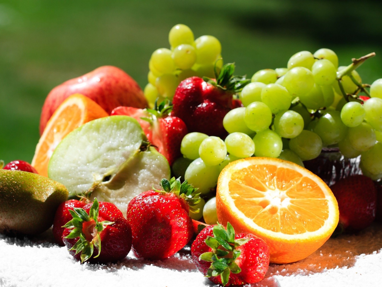 Fruits Food Kiwi Oranges Grapes Strawberries Apple