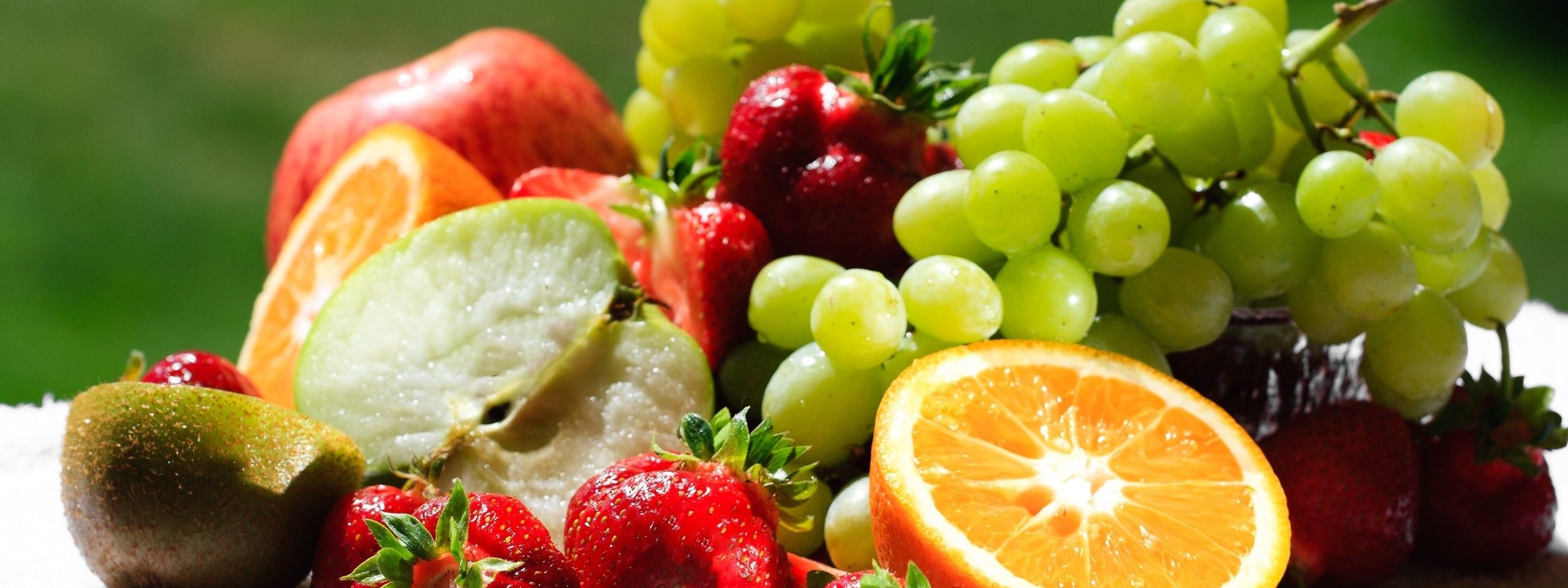 Fruits Food Kiwi Oranges Grapes Strawberries Apple