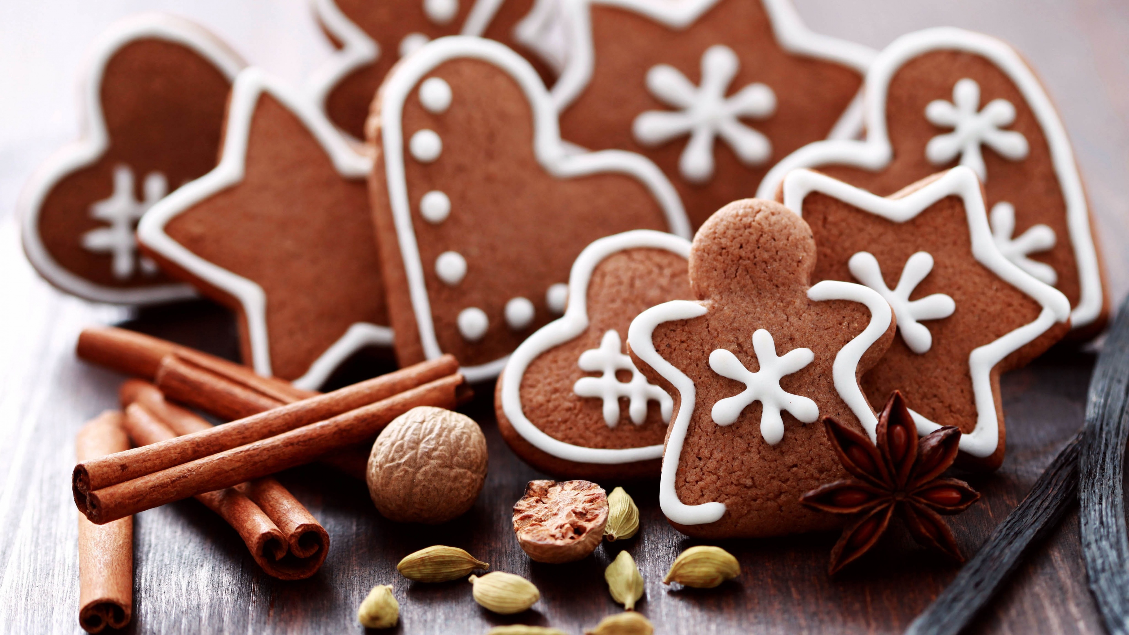 Gingerbread Figures