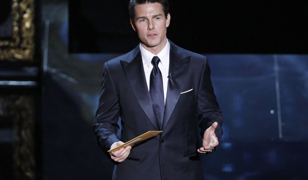 Giorgio Armani World Famous Brand Fashion Suits Men Tom Cruise