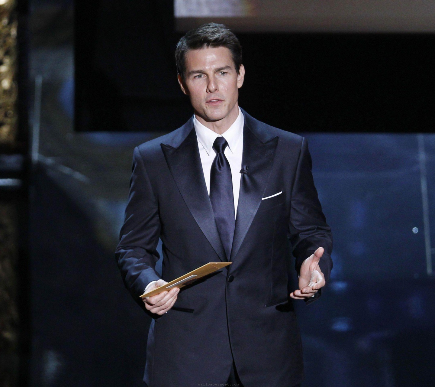 Giorgio Armani World Famous Brand Fashion Suits Men Tom Cruise