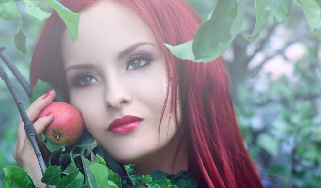 Girl Eyes Face Makeup Apple Twig