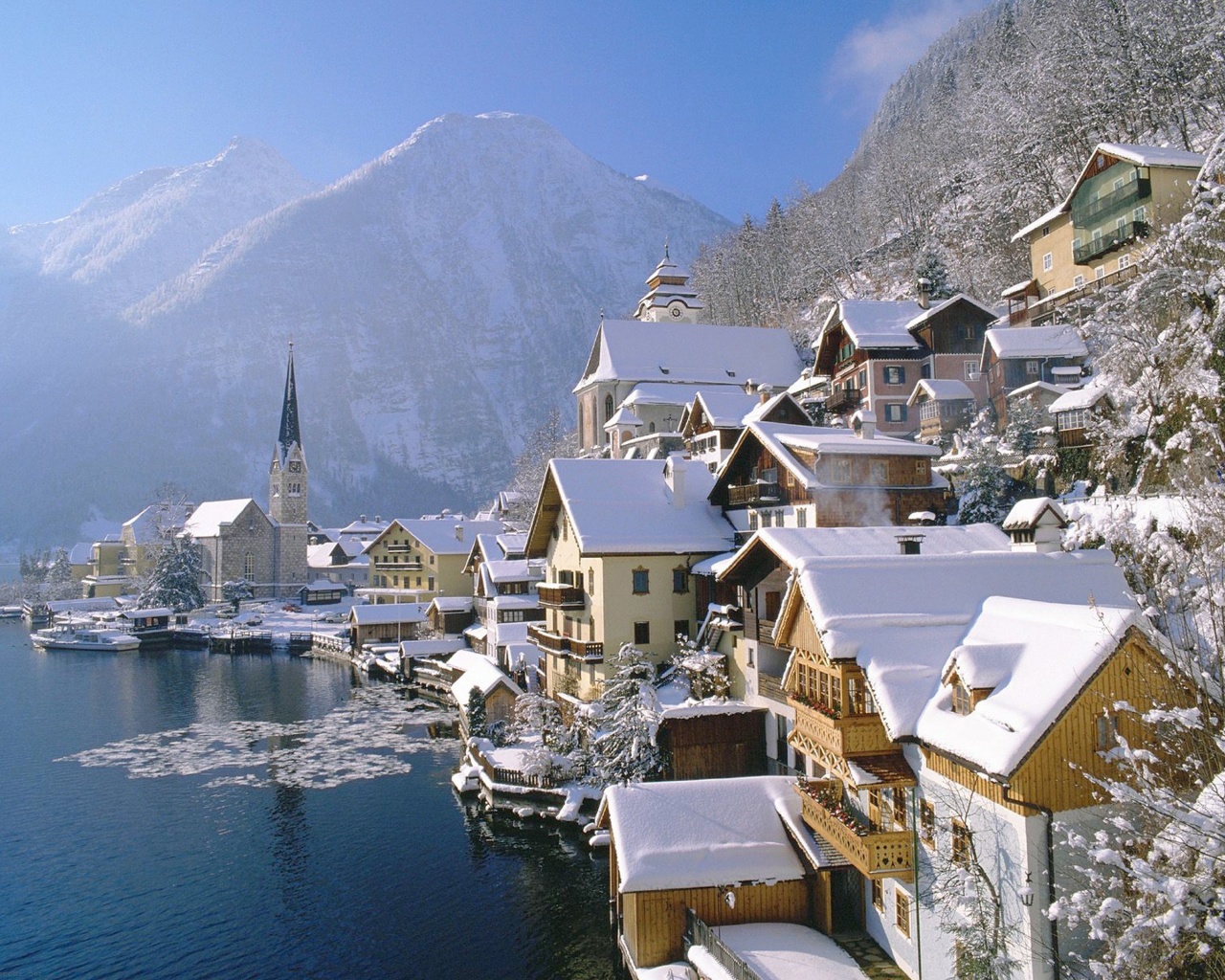 Hallstatt Austria Winter Village Salzkammergut Resort Mountains