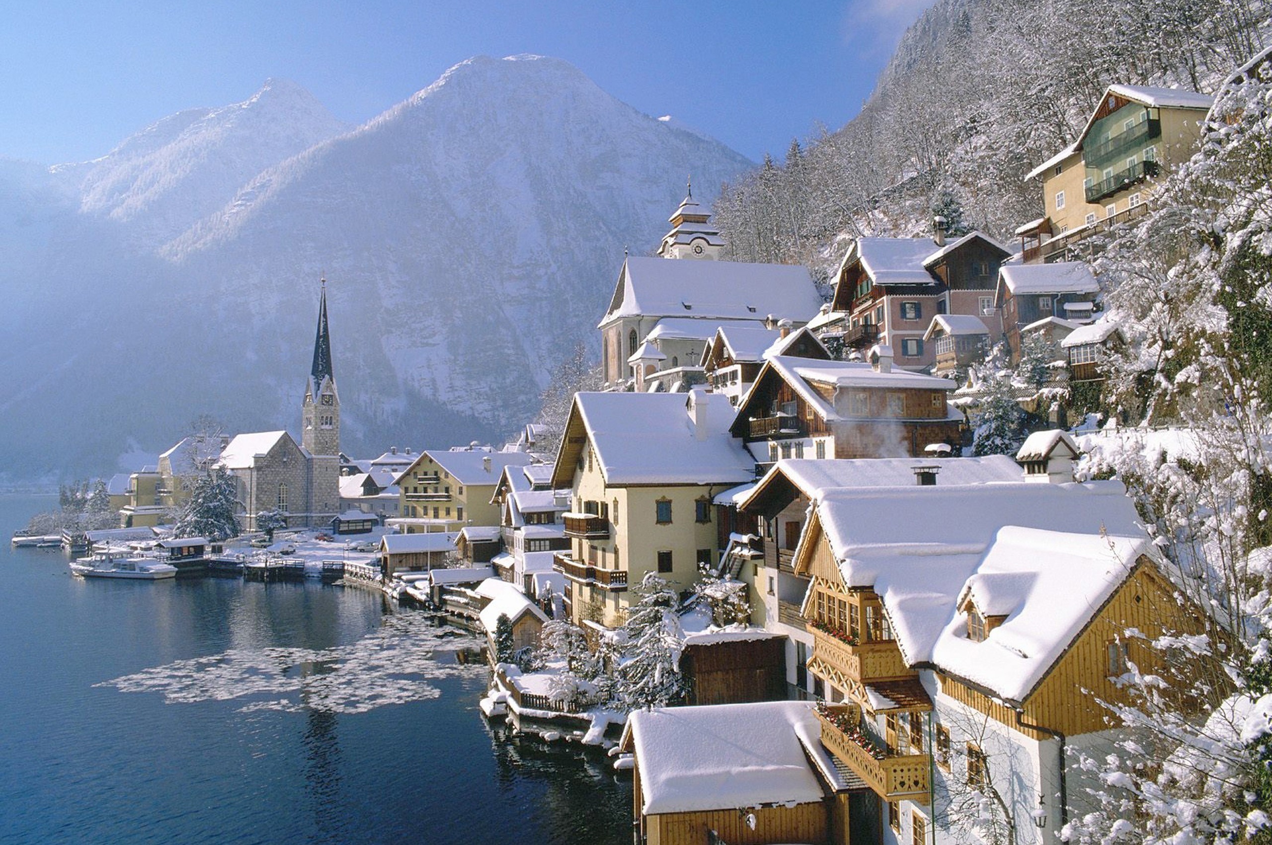 Hallstatt Austria Winter Village Salzkammergut Resort Mountains