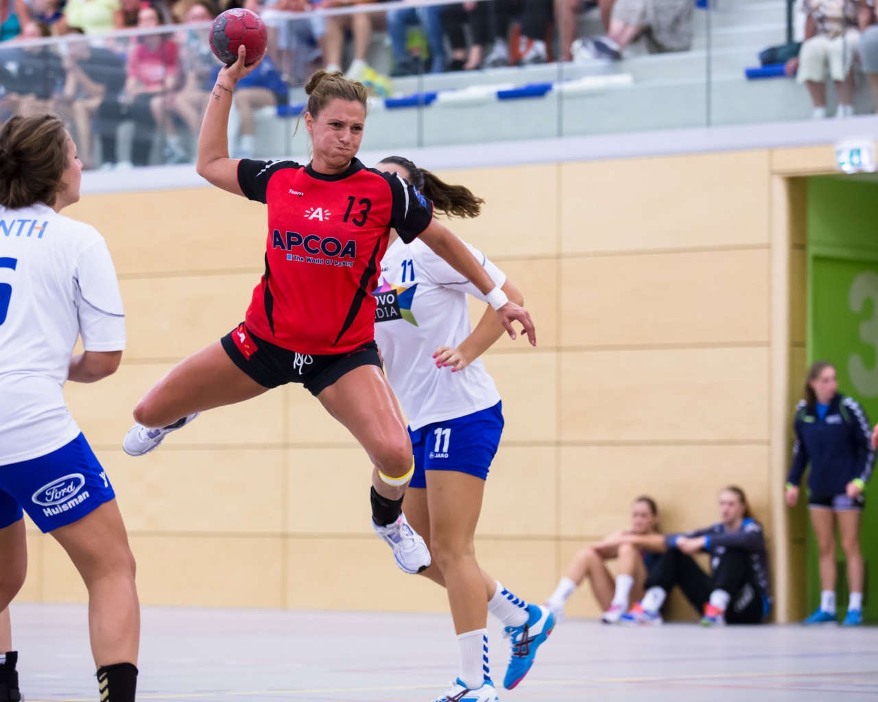 Handball Attack Scene